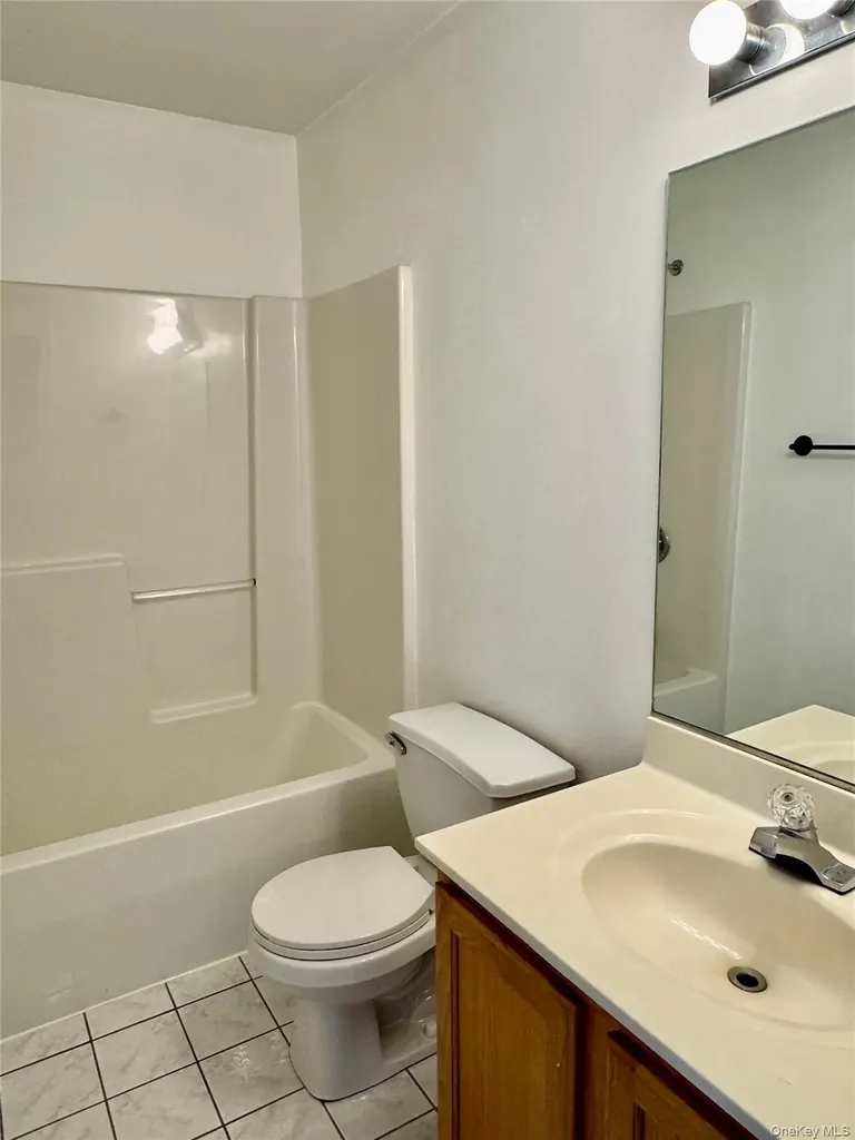 23 Peach Place Middletown NY 10940