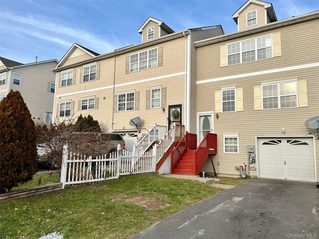 23 Peach Place Middletown NY 10940