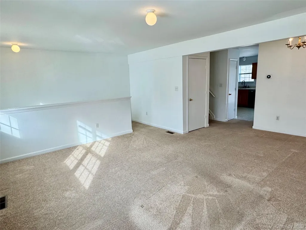 23 Peach Place Middletown NY 10940