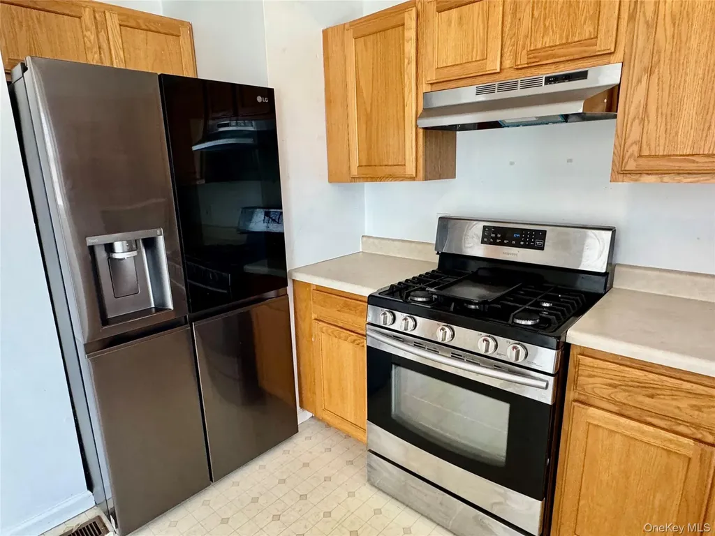 23 Peach Place Middletown NY 10940