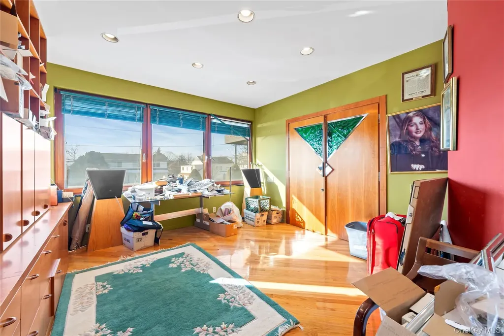 2829 Frankel Boulevard Merrick NY 11566