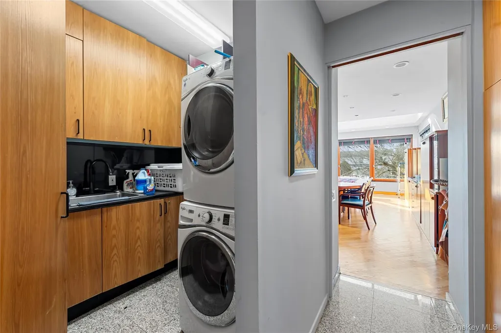 2829 Frankel Boulevard Merrick NY 11566
