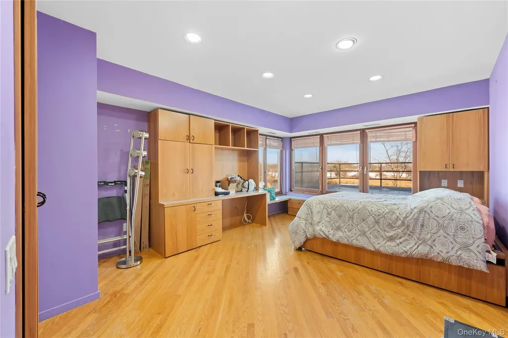 2829 Frankel Boulevard Merrick NY 11566