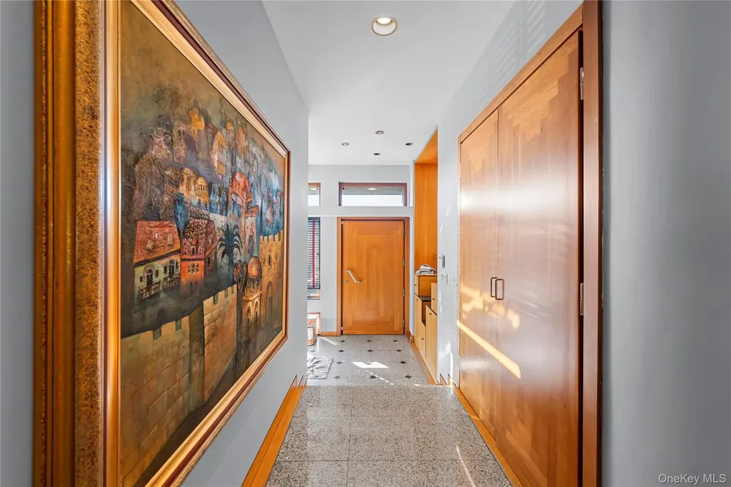 2829 Frankel Boulevard Merrick NY 11566