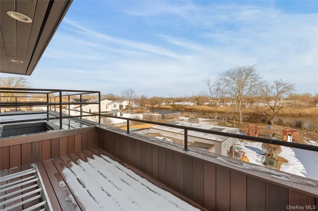 2829 Frankel Boulevard Merrick NY 11566