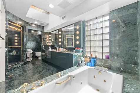 2829 Frankel Boulevard Merrick NY 11566