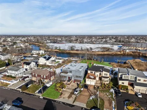 2829 Frankel Boulevard Merrick NY 11566