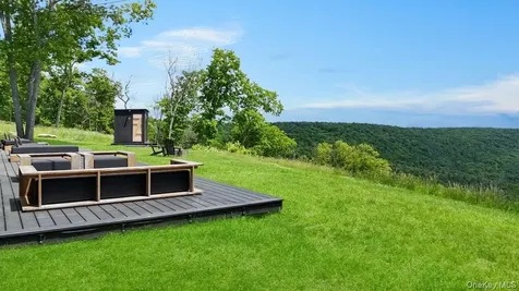 125 Mapes Road Barryville NY 12719