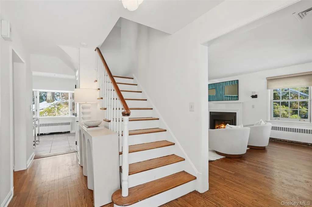2 Village Lane Bronxville NY 10708