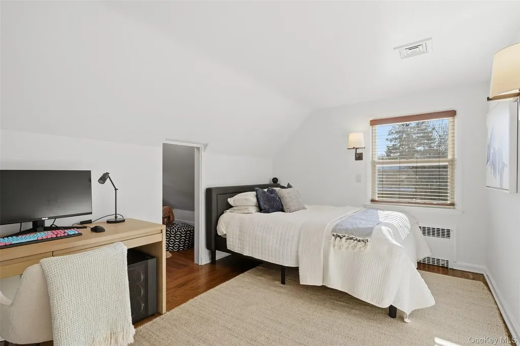 2 Village Lane Bronxville NY 10708
