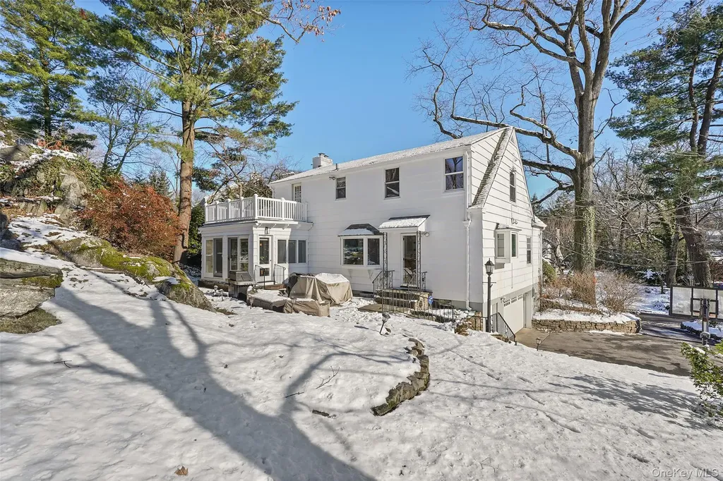 2 Village Lane Bronxville NY 10708