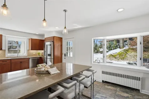 2 Village Lane Bronxville NY 10708