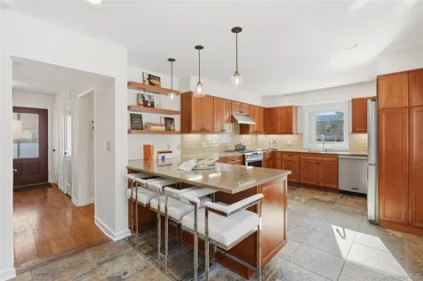 2 Village Lane Bronxville NY 10708