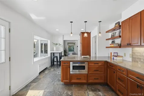 2 Village Lane Bronxville NY 10708