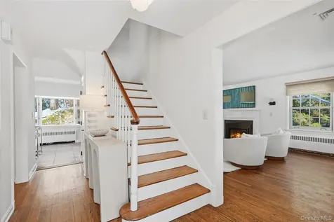 2 Village Lane Bronxville NY 10708