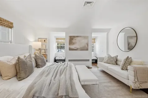 2 Village Lane Bronxville NY 10708