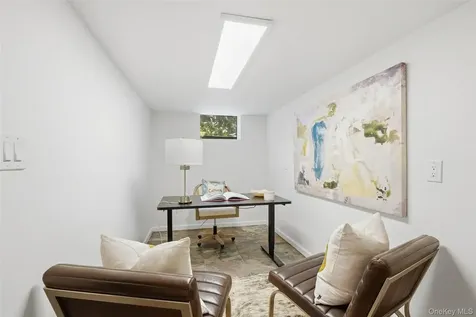 2 Village Lane Bronxville NY 10708