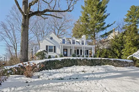 2 Village Lane Bronxville NY 10708