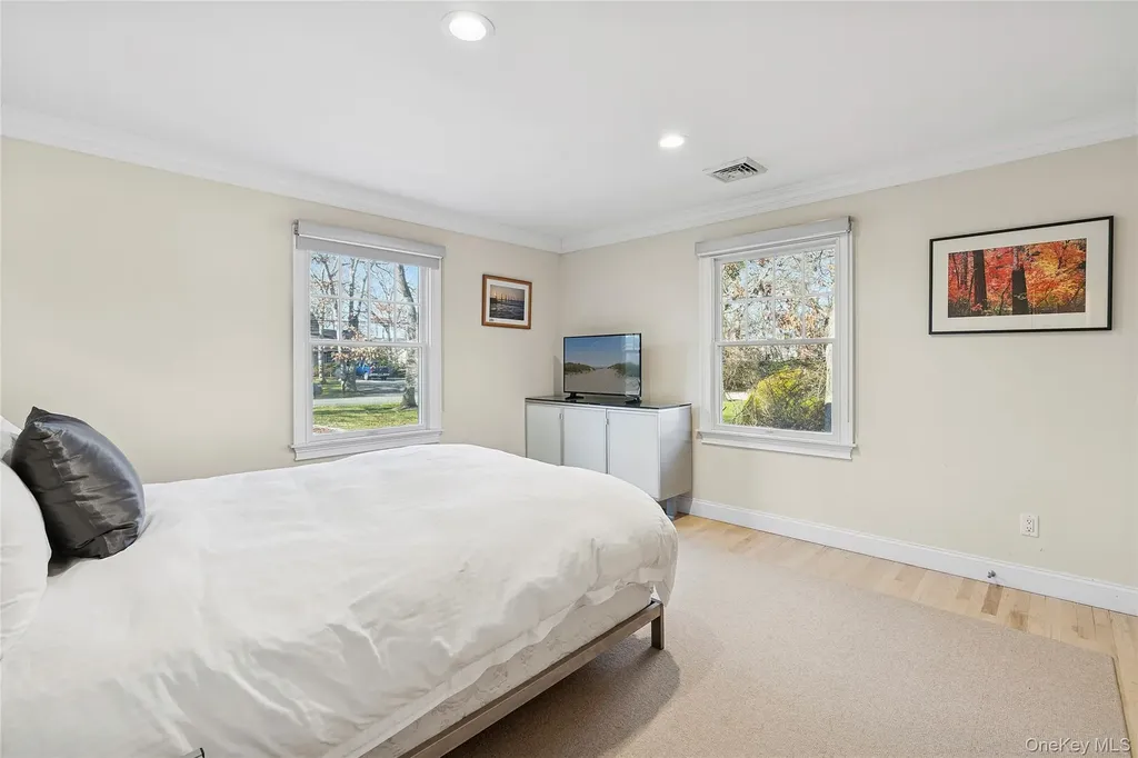 122 Beach Road Westhampton Beach NY 11978