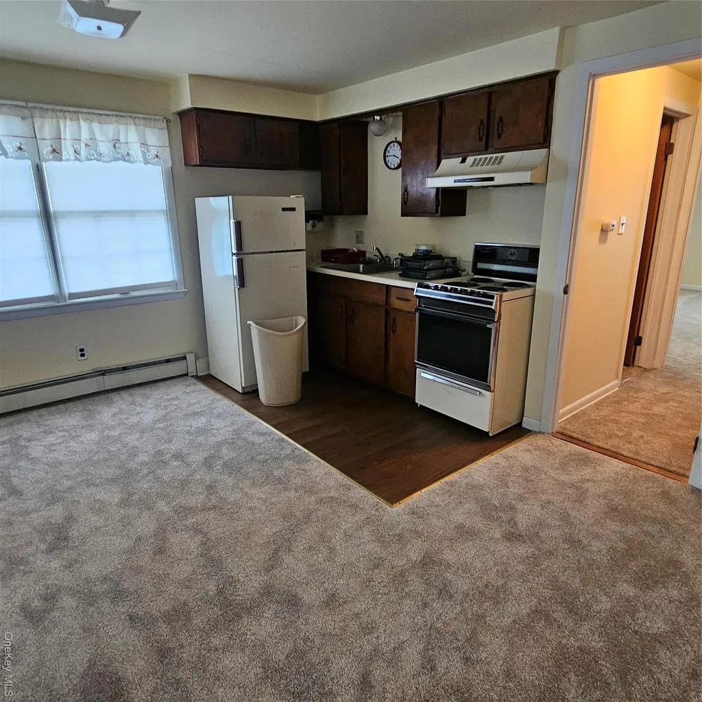 210 S 9th Street Lindenhurst NY 11757