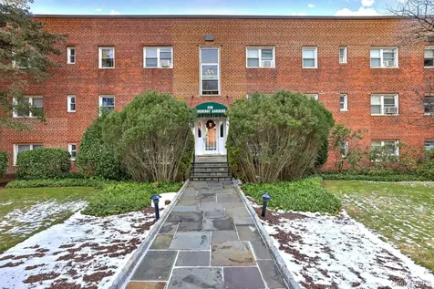 450 Pelham Road New Rochelle NY 10805