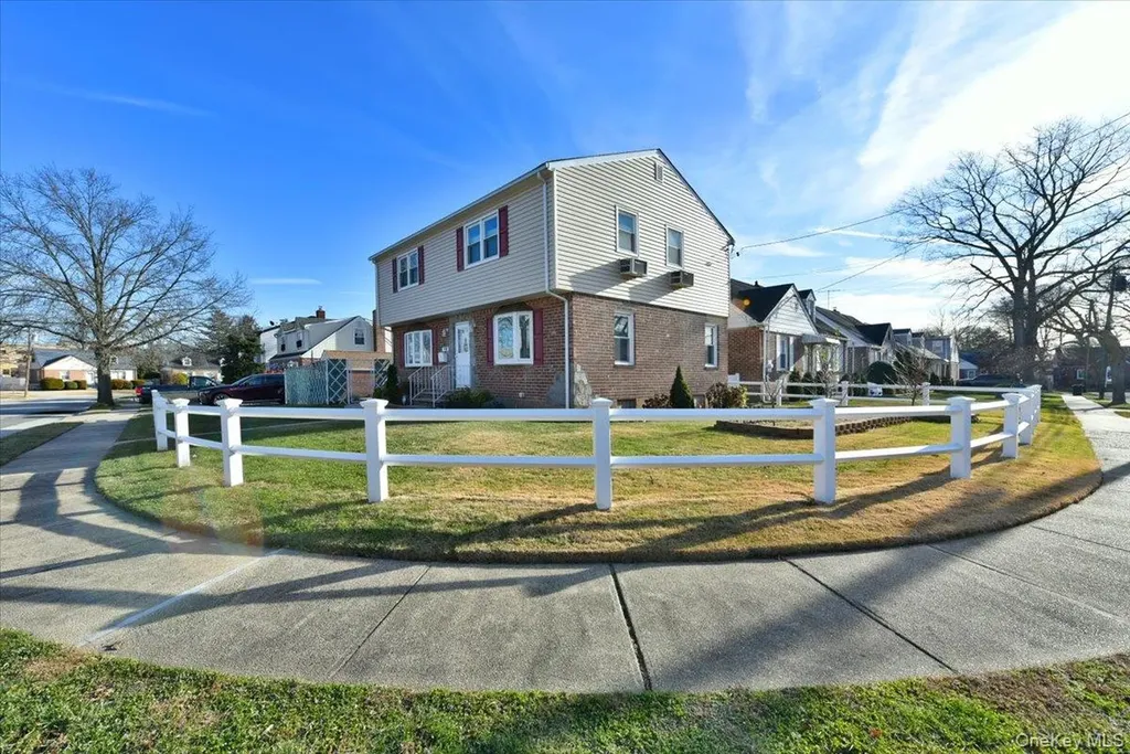 19 Sprague Drive Valley Stream NY 11580