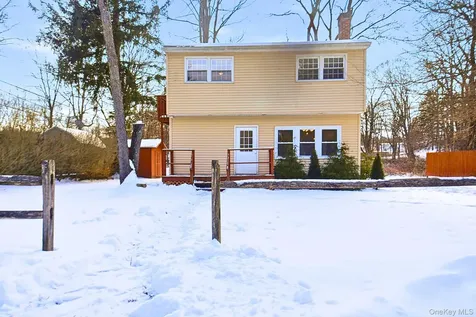 35 Shady Creek Road Pleasant Valley NY 12569