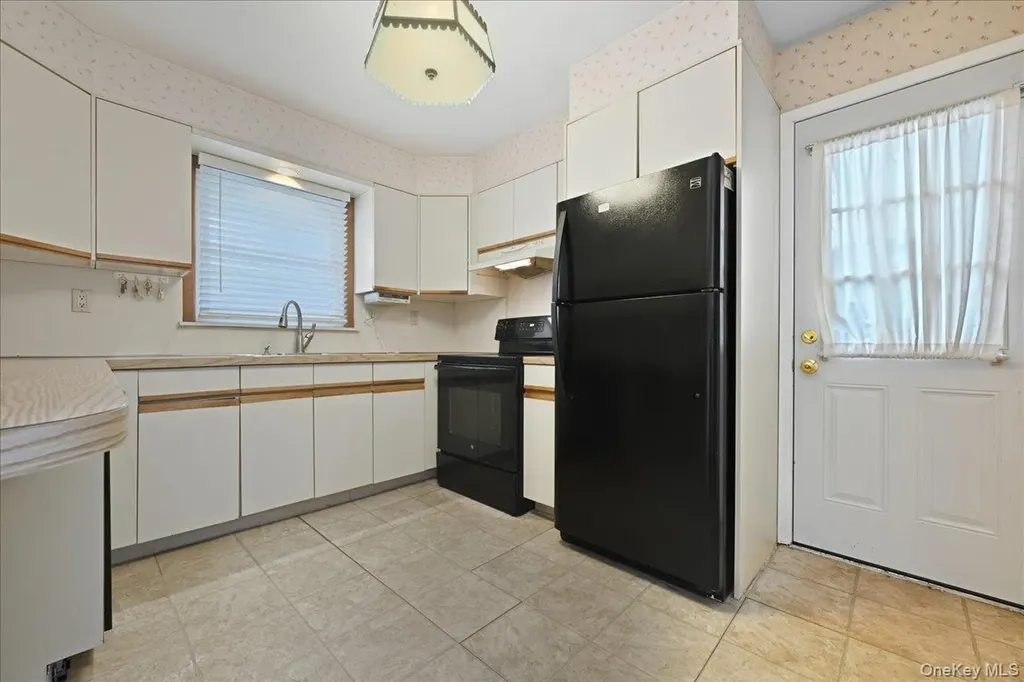 816 Merillon Avenue Westbury NY 11590