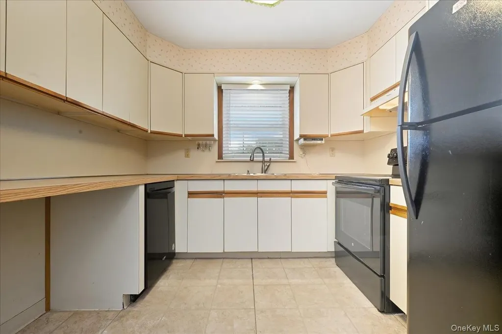 816 Merillon Avenue Westbury NY 11590