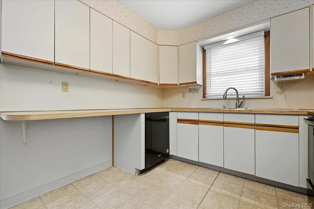 816 Merillon Avenue Westbury NY 11590