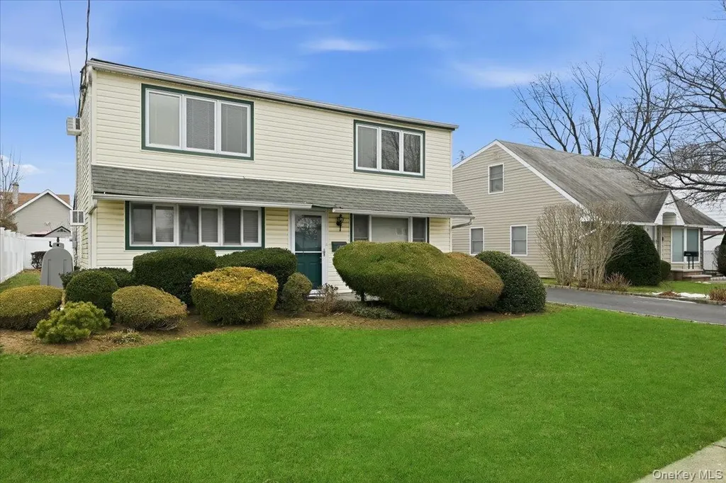 816 Merillon Avenue Westbury NY 11590