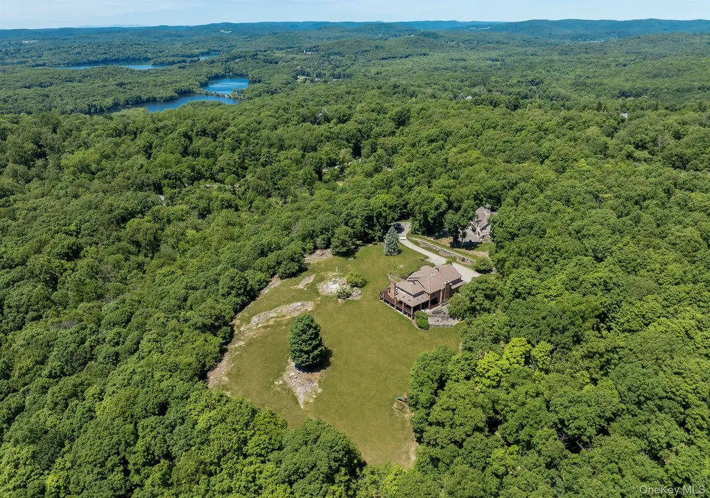 16 Reynwood Drive Brewster NY 10509
