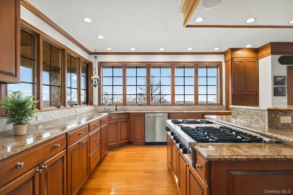 16 Reynwood Drive Brewster NY 10509