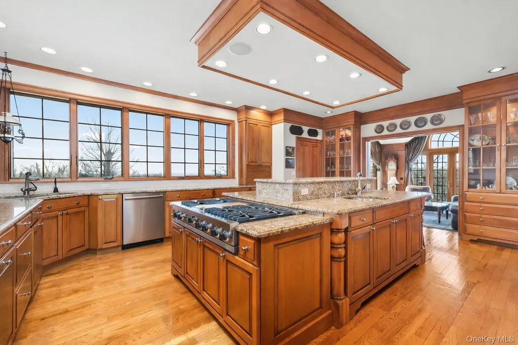 16 Reynwood Drive Brewster NY 10509
