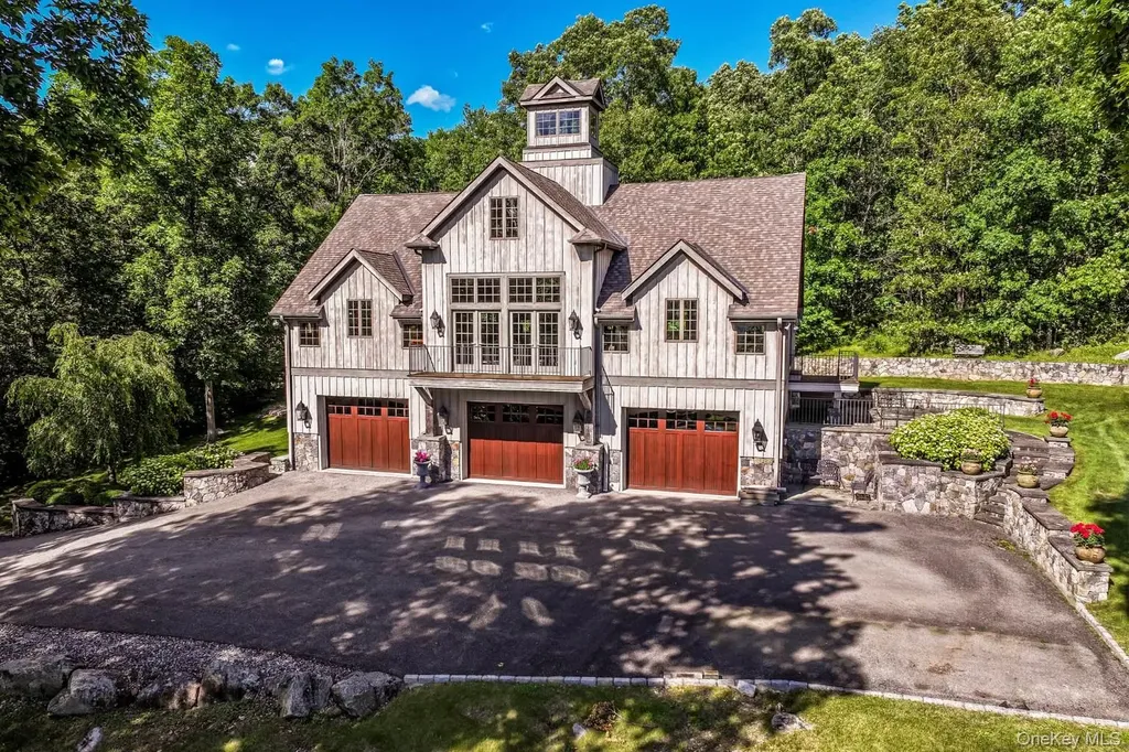 16 Reynwood Drive Brewster NY 10509