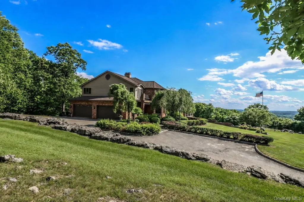 16 Reynwood Drive Brewster NY 10509