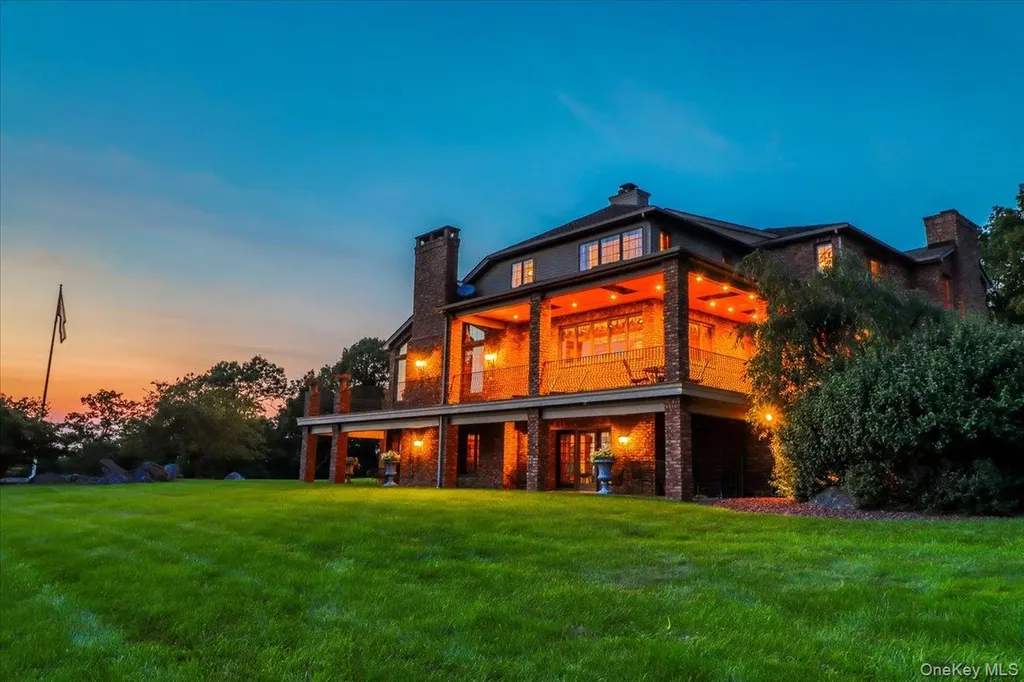 16 Reynwood Drive Brewster NY 10509