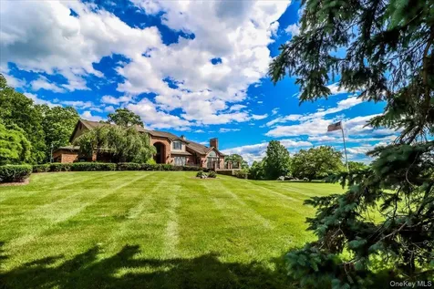 16 Reynwood Drive Brewster NY 10509
