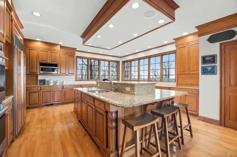 16 Reynwood Drive Brewster NY 10509