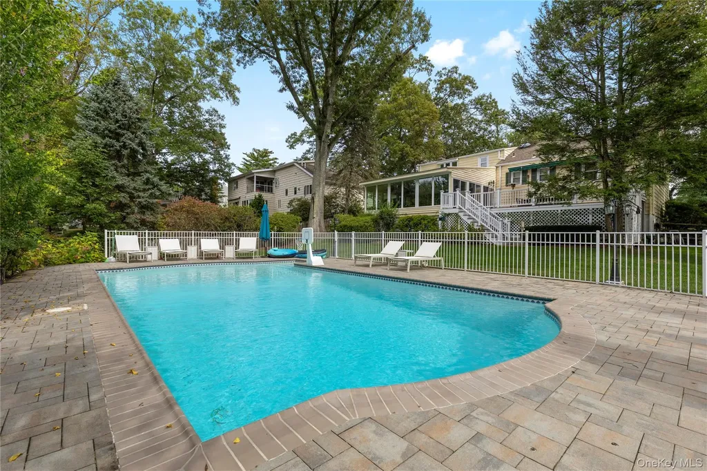 2 Tamarac Trail Harrison NY 10528