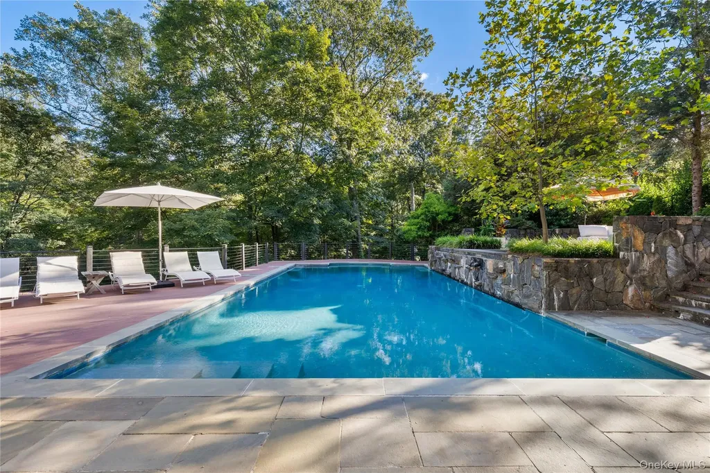 205 Polly Park Road Rye NY 10580