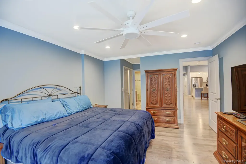 2 Spruce Place Bohemia NY 11716