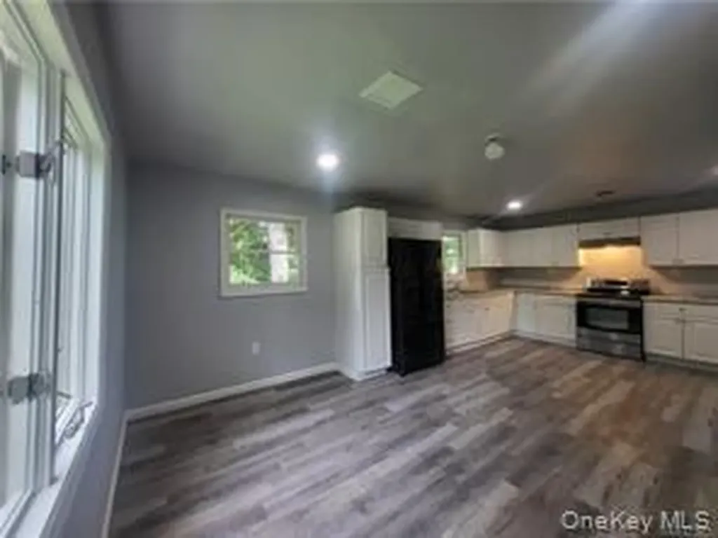 36 Houston Street Florida NY 10921