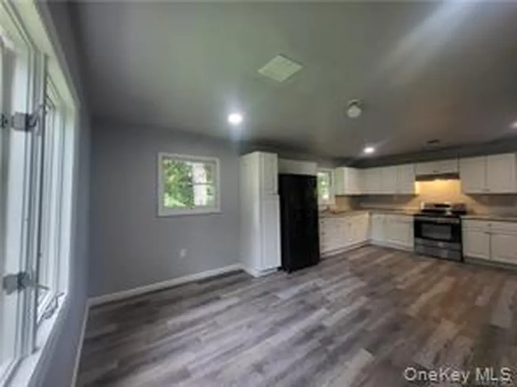 36 Houston Street Florida NY 10921