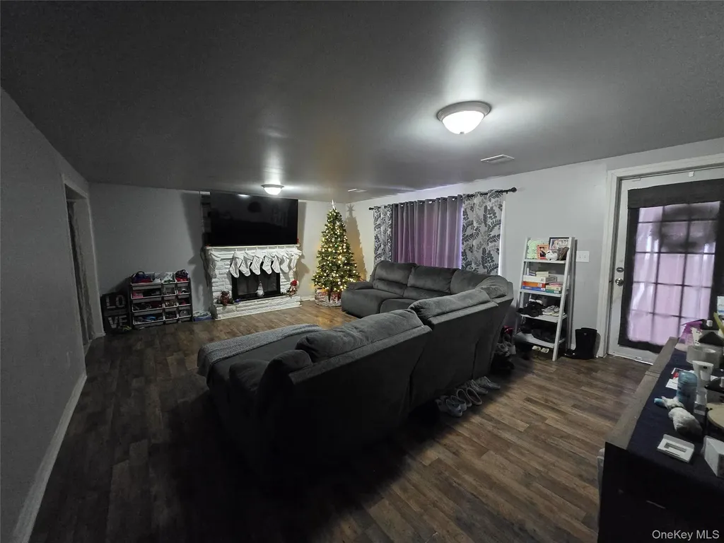 36 Houston Street Florida NY 10921