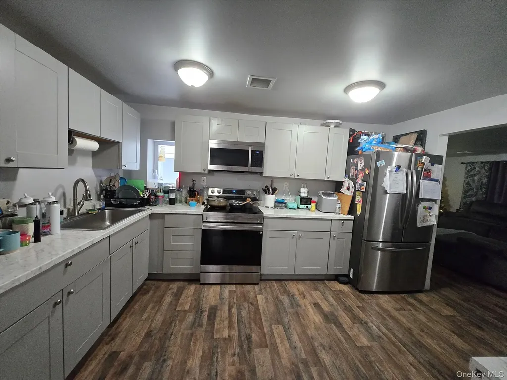 36 Houston Street Florida NY 10921