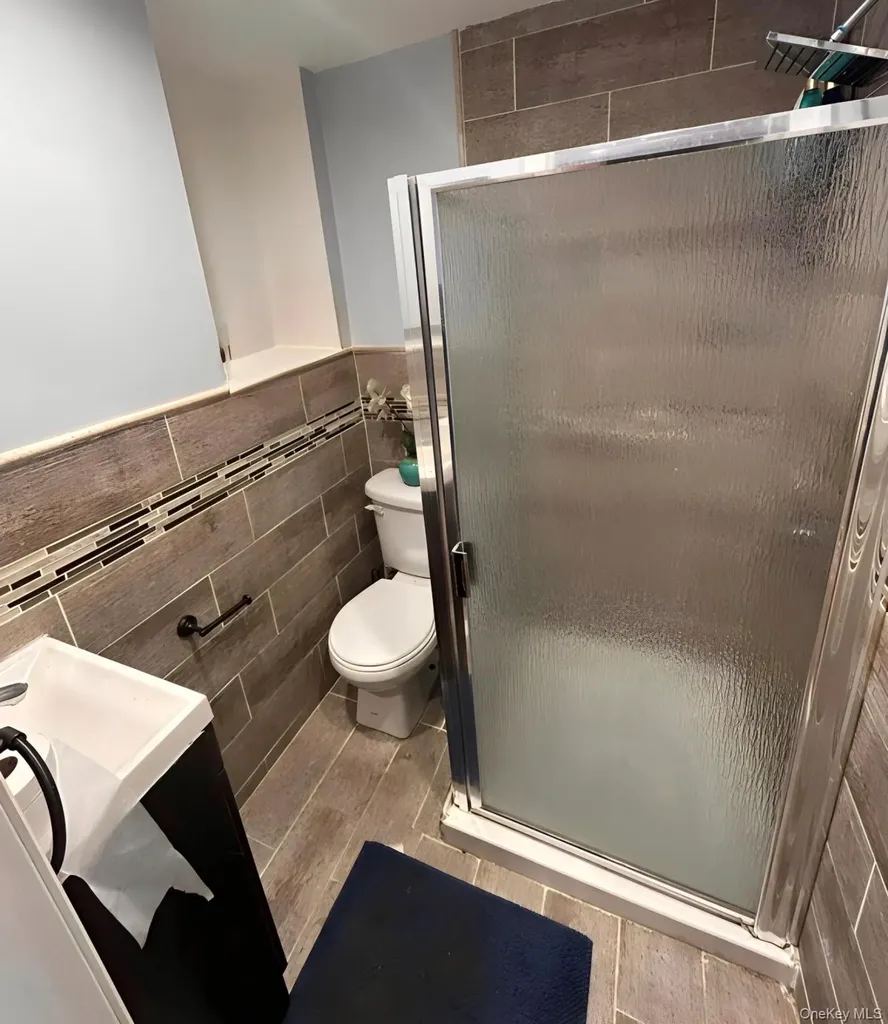 227 Calhoun Avenue Bronx NY 10465