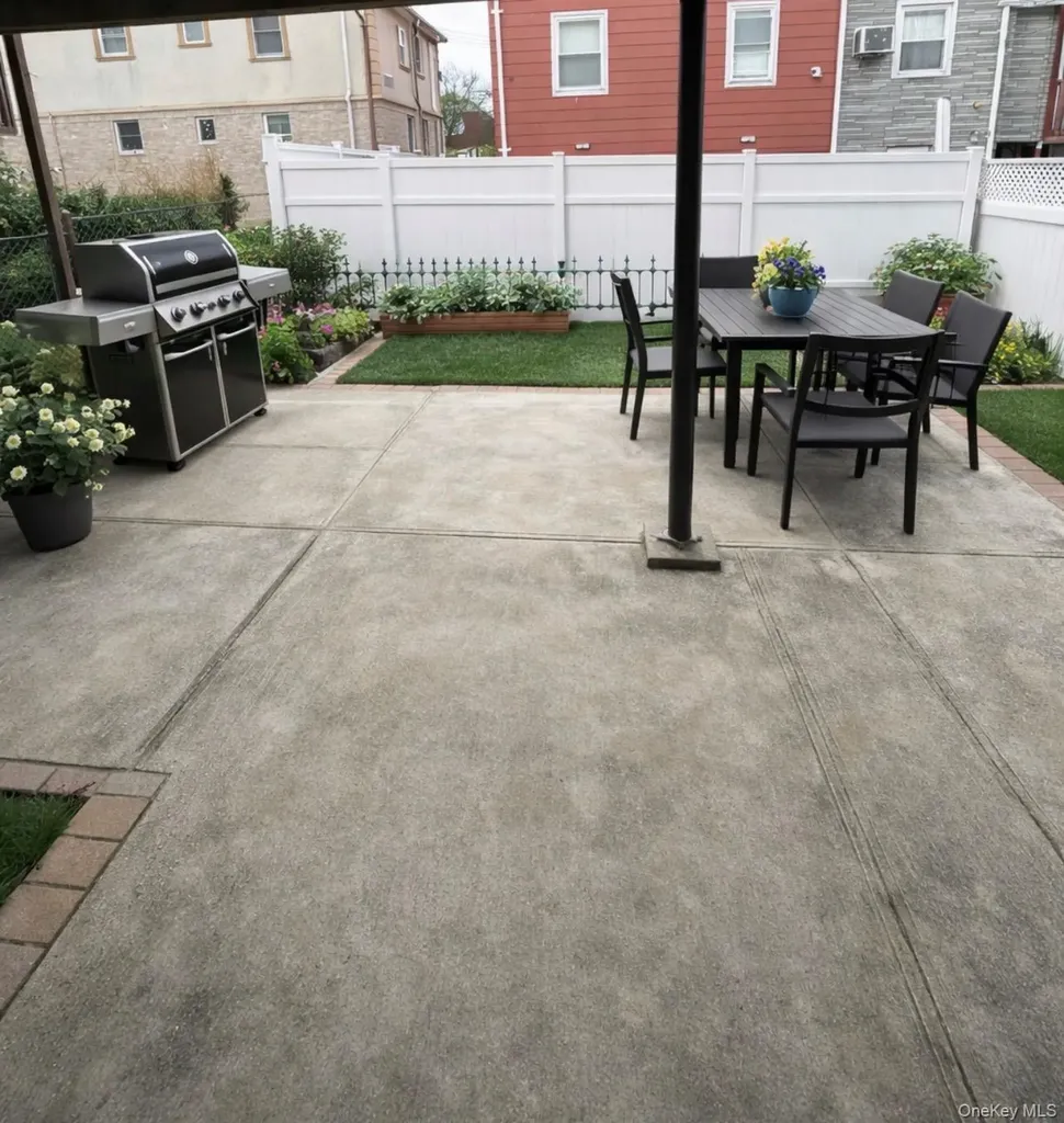 227 Calhoun Avenue Bronx NY 10465