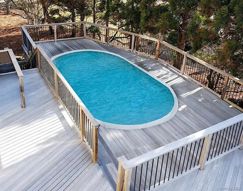 7 Widgeon Way Westhampton Beach NY 11978