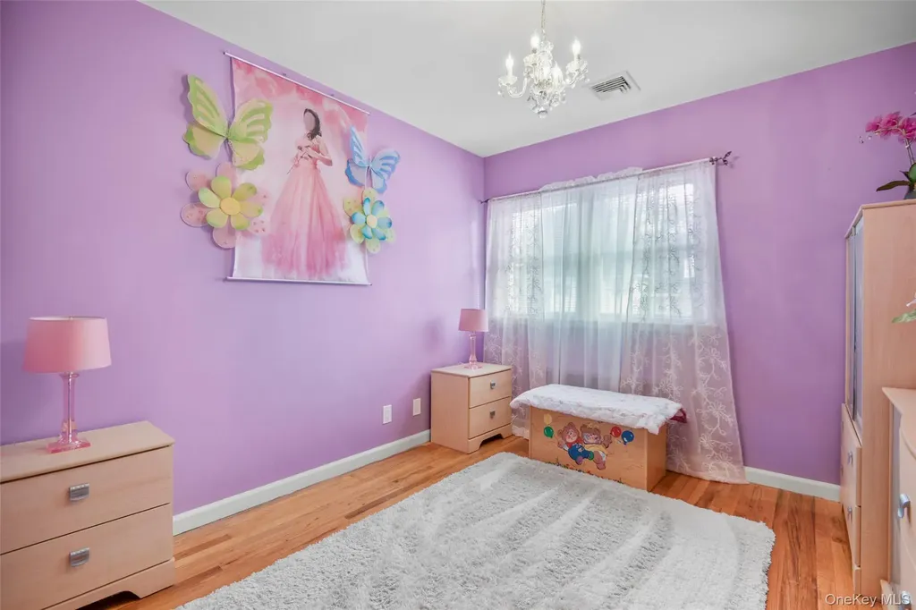60 E Fort Hill Road Yonkers NY 10710
